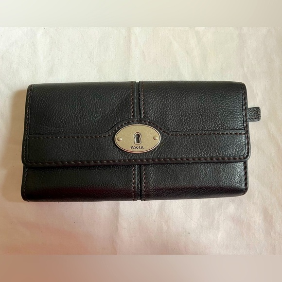 Fossil Maddox Trifold Soft Pebbled Classic Black Leather Clutch Wallet EUC. - Picture 1 of 11